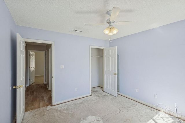 4400 Amberwood Cir, Pace, FL 32571