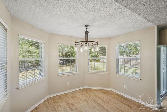 4400 Amberwood Cir, Pace, FL 32571