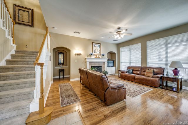438 Chimney Tops, San Antonio, TX 78260