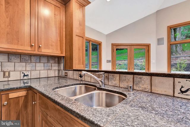 3757 MILL CREEK RD, Hockessin, DE 19707
