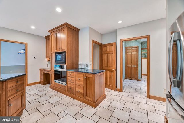 3757 MILL CREEK RD, Hockessin, DE 19707