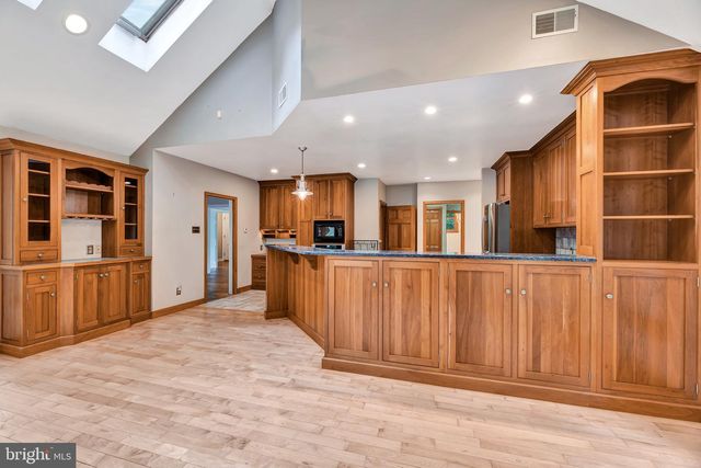 3757 MILL CREEK RD, Hockessin, DE 19707