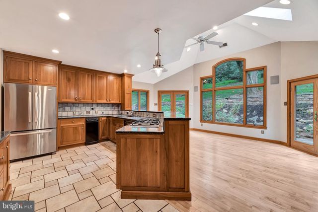 3757 MILL CREEK RD, Hockessin, DE 19707