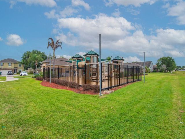 475 SW Moray Dr Drive, Palm Bay, FL 32908