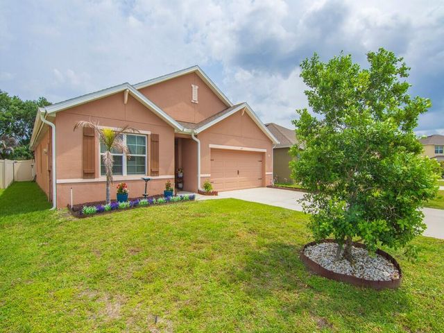 475 SW Moray Dr Drive, Palm Bay, FL 32908