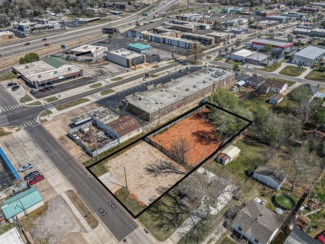 3924 N Youngs Boulevard, Oklahoma City, OK 73112