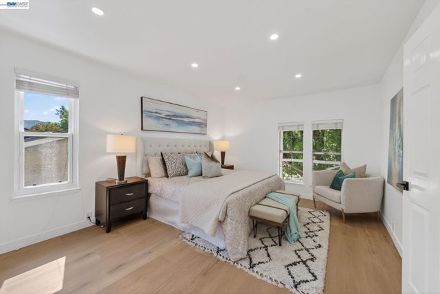 2865 Longspur Way, Pleasanton, CA 94566