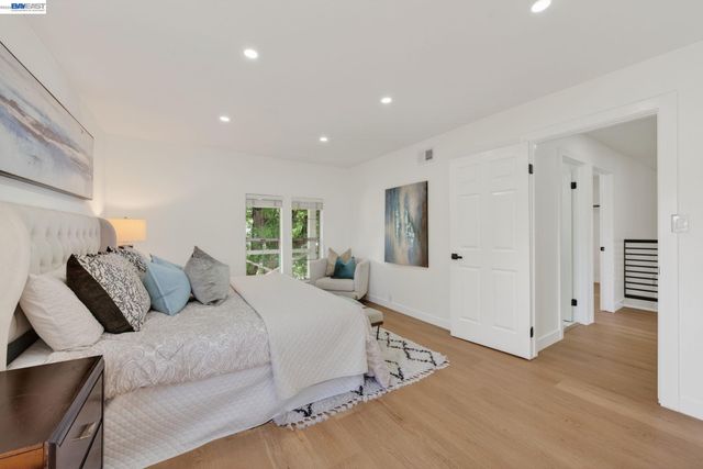 2865 Longspur Way, Pleasanton, CA 94566