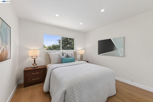 2865 Longspur Way, Pleasanton, CA 94566