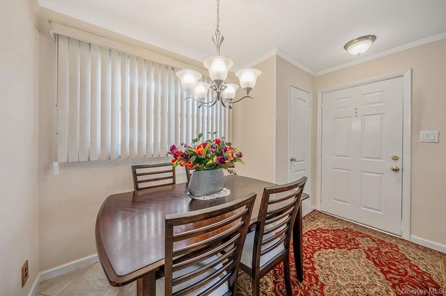 52 Eastlake Avenue, Massapequa Park, NY 11762