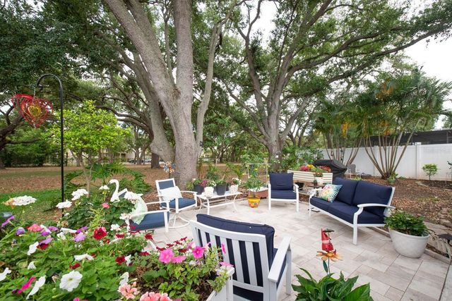 2017 KAMENSKY ROAD, Clearwater, FL 33763