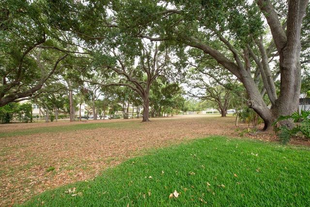 2017 KAMENSKY ROAD, Clearwater, FL 33763