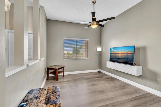 7593 Granville Drive 411, Tamarac, FL 33321