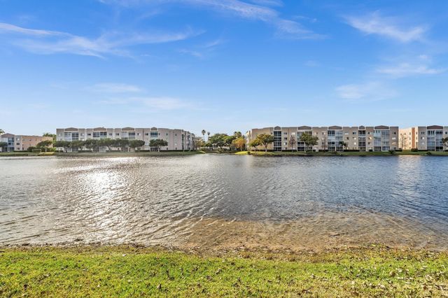 7593 Granville Drive 411, Tamarac, FL 33321