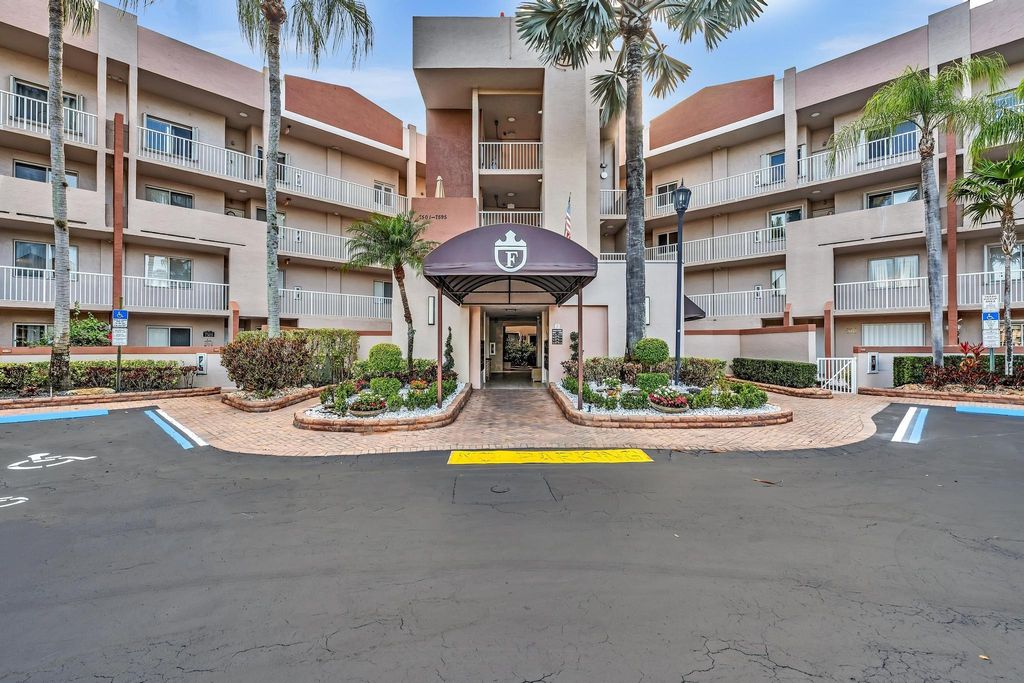 7593 Granville Drive 411, Tamarac, FL 33321