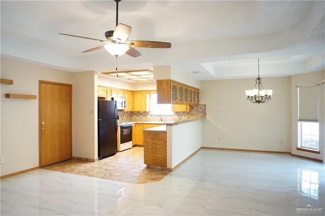 1581 S Gastel Circle, Mission, TX 78572