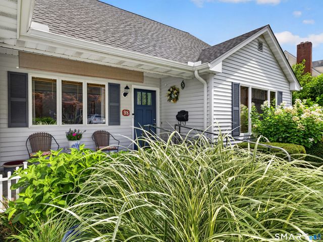 98 South Front Street, Middletown, CT 06457