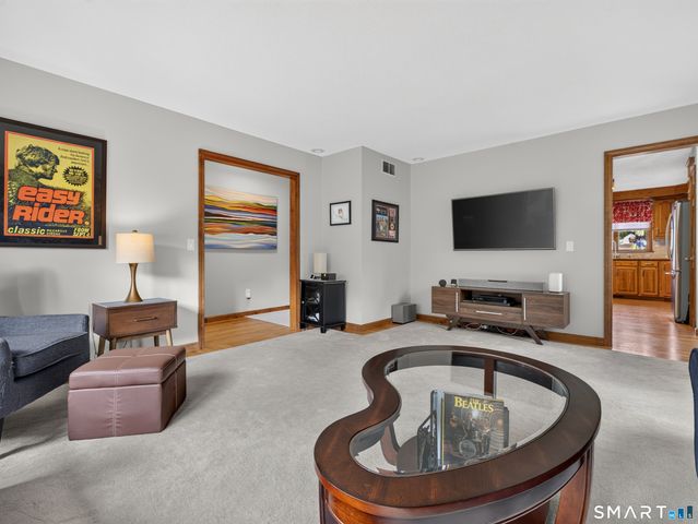 98 South Front Street, Middletown, CT 06457