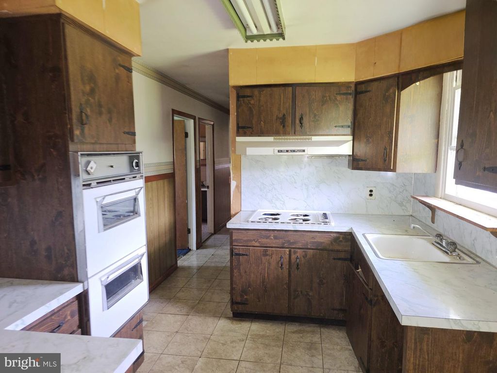 121 THREE BRIDGE RD, MONROEVILLE, NJ 08343 — photo 3