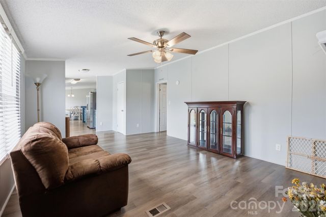 3642 Strollaway Lane, Claremont, NC 28610