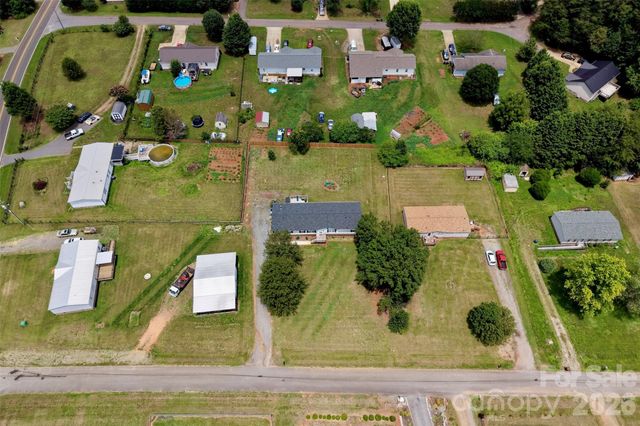 3642 Strollaway Lane, Claremont, NC 28610