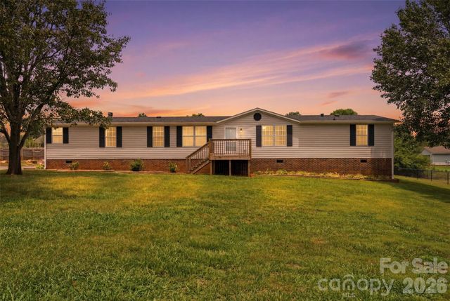 3642 Strollaway Lane, Claremont, NC 28610