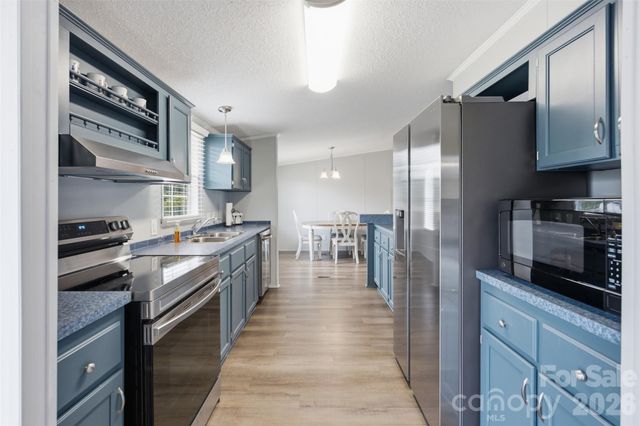 3642 Strollaway Lane, Claremont, NC 28610