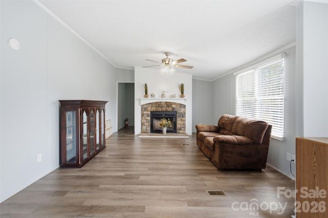 3642 Strollaway Lane, Claremont, NC 28610