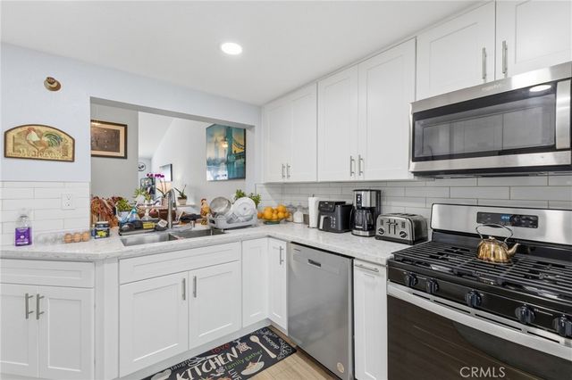 701 S Hayward 18, Anaheim, CA 92804