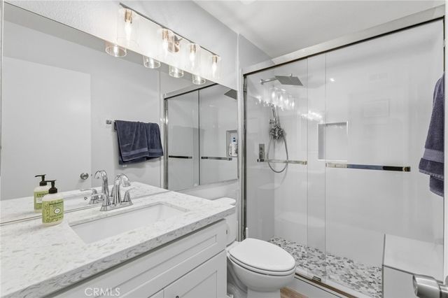 701 S Hayward 18, Anaheim, CA 92804