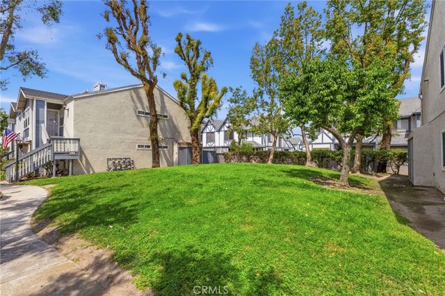 701 S Hayward 18, Anaheim, CA 92804