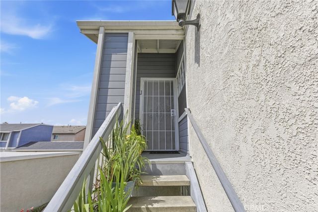 701 S Hayward 18, Anaheim, CA 92804