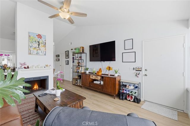 701 S Hayward 18, Anaheim, CA 92804