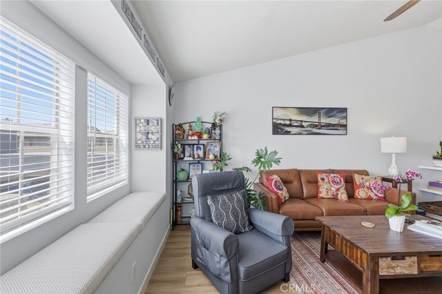 701 S Hayward 18, Anaheim, CA 92804