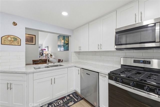 701 S Hayward 18, Anaheim, CA 92804