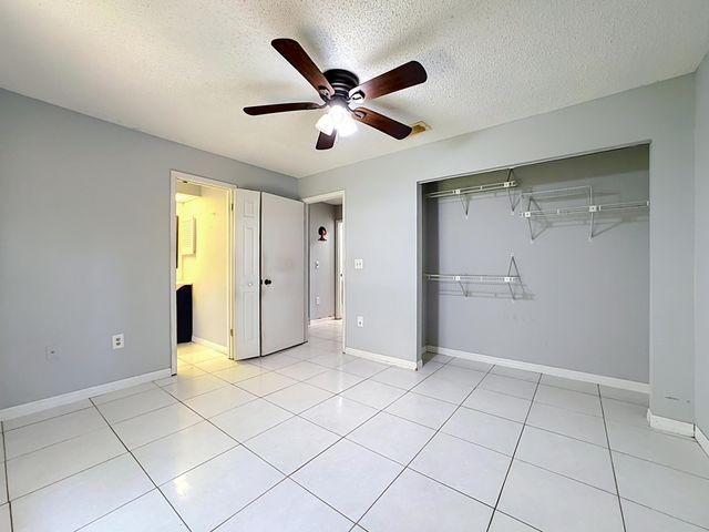 5354 ROYAL PALM Avenue 5354, Sarasota, FL 34234