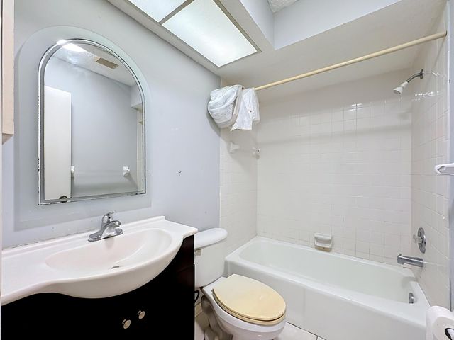 5354 ROYAL PALM Avenue 5354, Sarasota, FL 34234