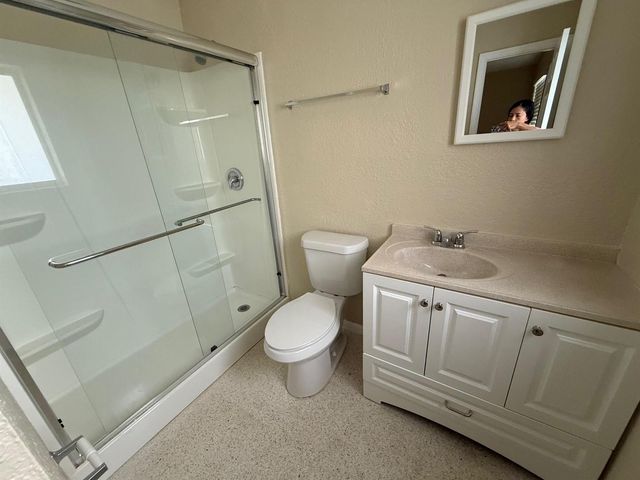 835 NE 18th Court, Fort Lauderdale, FL 33305