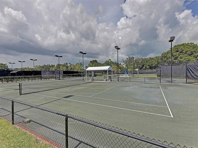 101 SOUTHAMPTON PLACE N 248, Venice, FL 34293