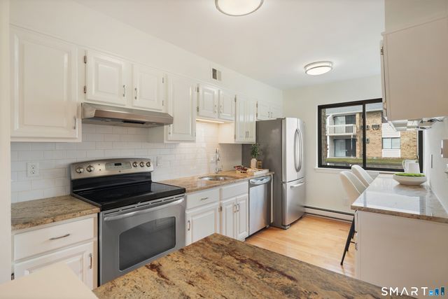 199 Gregory Boulevard C2, Norwalk, CT 06855