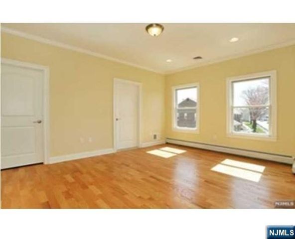 452C Grand Avenue C, Palisades Park, NJ 07650