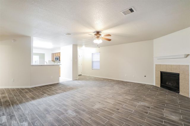 16700 Foursquare Drive, Conroe, TX 77385