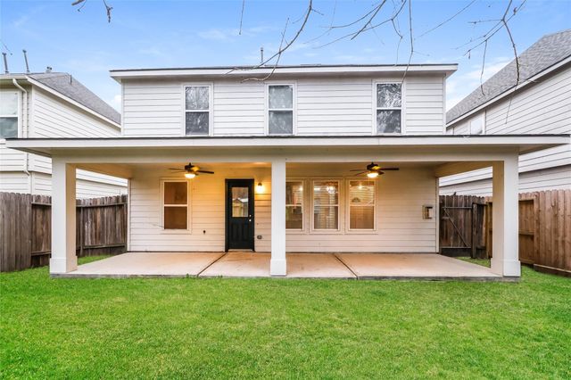 16700 Foursquare Drive, Conroe, TX 77385