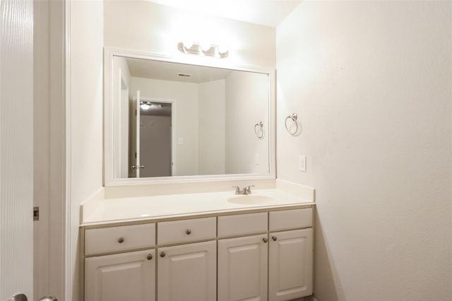 16700 Foursquare Drive, Conroe, TX 77385