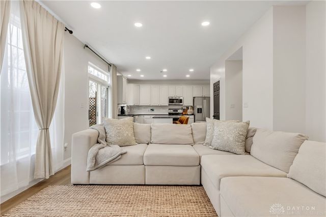 230 Stanton Drive, Springboro, OH 45066