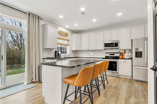 230 Stanton Drive, Springboro, OH 45066