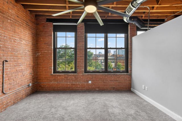 214 E Fourteenth Street, Cincinnati, OH 45202