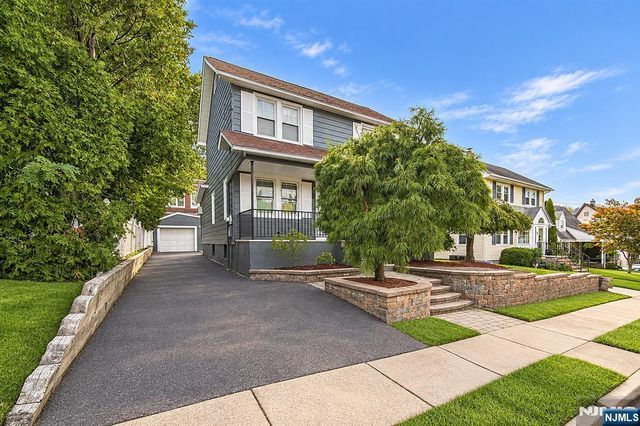 136 Gray Street, Bogota, NJ 07603