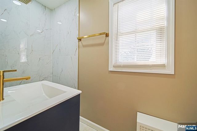 136 Gray Street, Bogota, NJ 07603