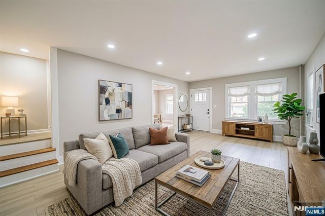 136 Gray Street, Bogota, NJ 07603
